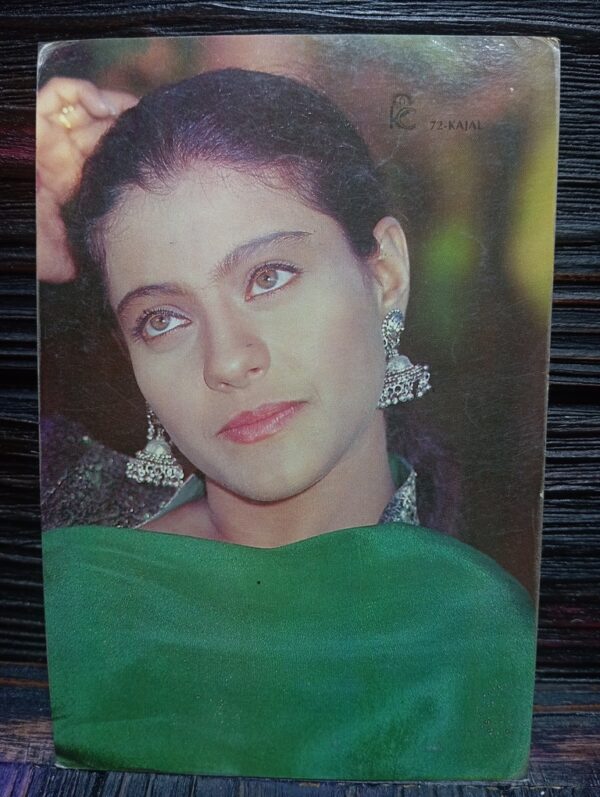 Kajol Devgn * Vintage Bollywood Postcard * (Kamal) (WN)