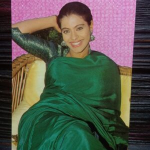 Kajol Devgn * Vintage Bollywood Postcard * (RUBY) (WN)