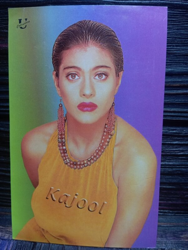 Kajol Devgn * Vintage Bollywood Postcard * (UC) (WN)