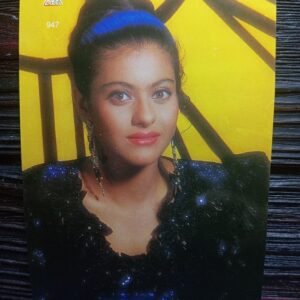 Kajol Devgn * Vintage Bollywood Postcard * (NAA (947)