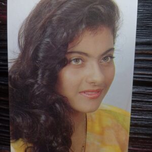 Kajol Devgn * Vintage Bollywood Postcard * (UC) (WN)