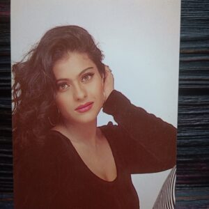 Kajol Devgn * Vintage Bollywood Postcard * (UC) (WN)