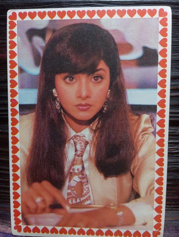 Divya Bharati* Vintage Bollywood Postcard * (JAIN) (4716)