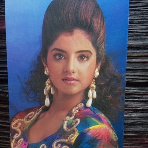 Divya Bharati * Vintage Bollywood Postcard * (NP) (2792)