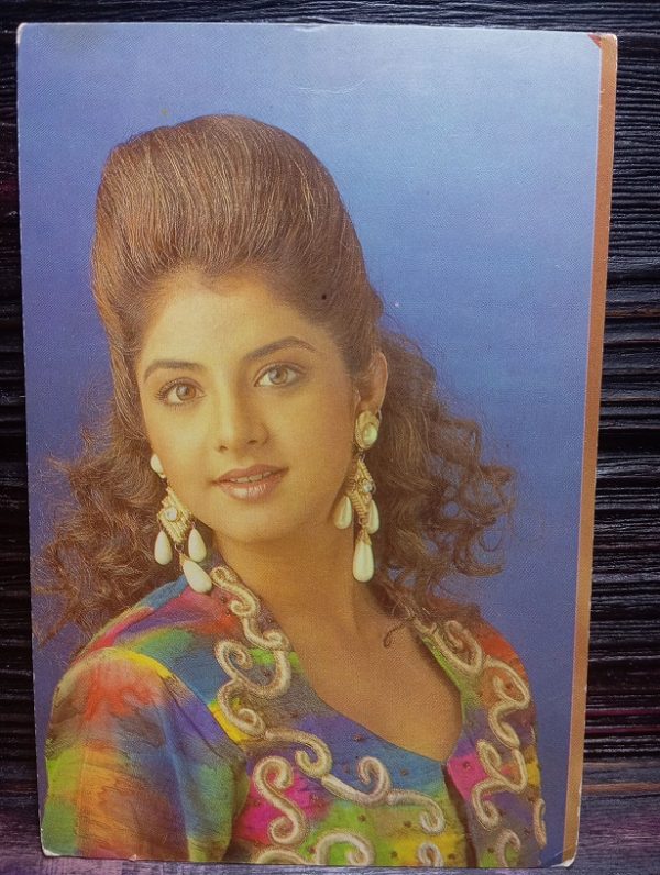 Divya Bharati * Vintage Bollywood Postcard * (JAIN) (WN)
