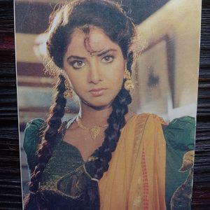 Divya Bharati * Vintage Bollywood Postcard * (JAIN) (3234)