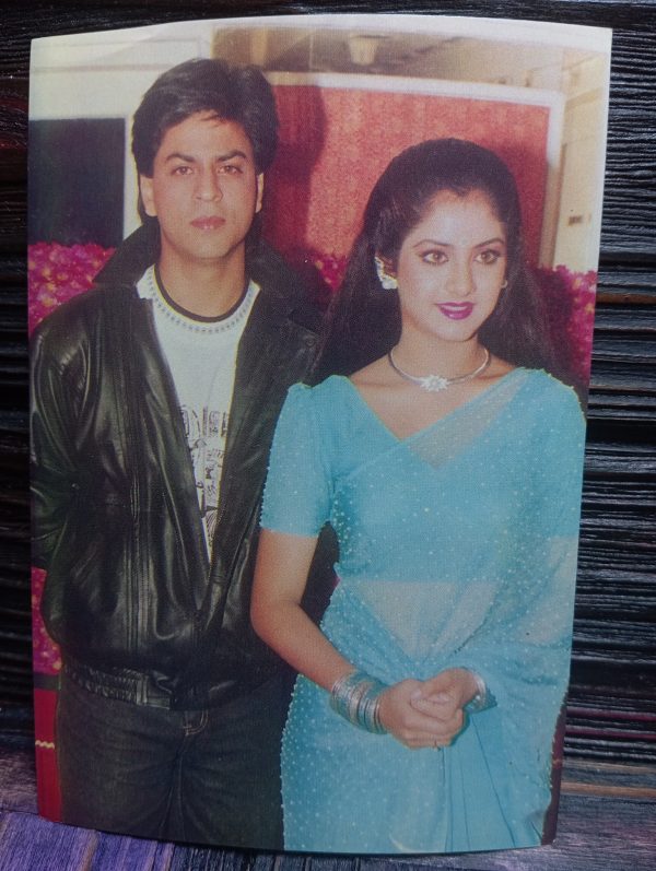 Divya Bharati Shahrukh Khan* Vintage Bollywood Postcard * (BAR) (3064)