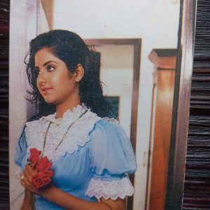Divya Bharati * Vintage Bollywood Postcard * (JAIN) (WN)