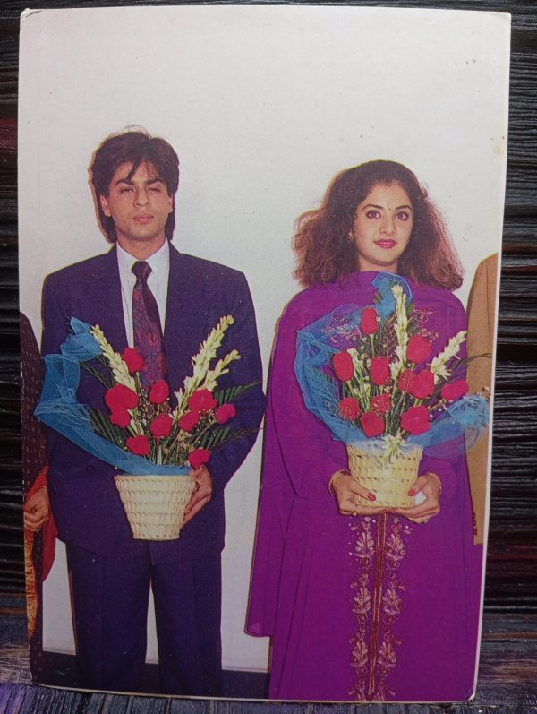 Divya Bharati Shahrukh Khan* Vintage Bollywood Postcard * (NCC) (3368)