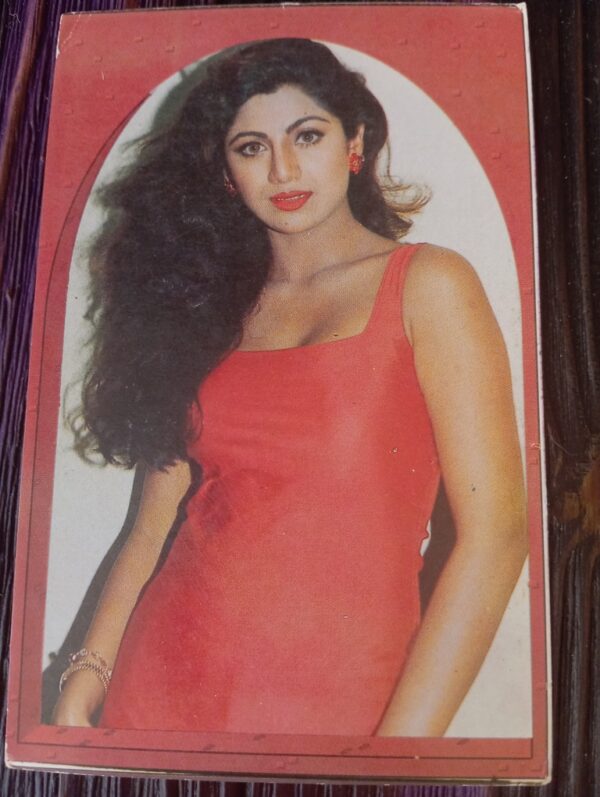 Shilpa Shetty * Vintage Bollywood Postcard * (NP) (3100)