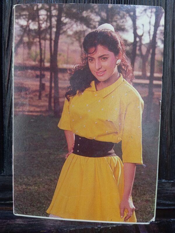 Juhi Chawla * Vintage Bollywood Postcard * (CC) (WN)