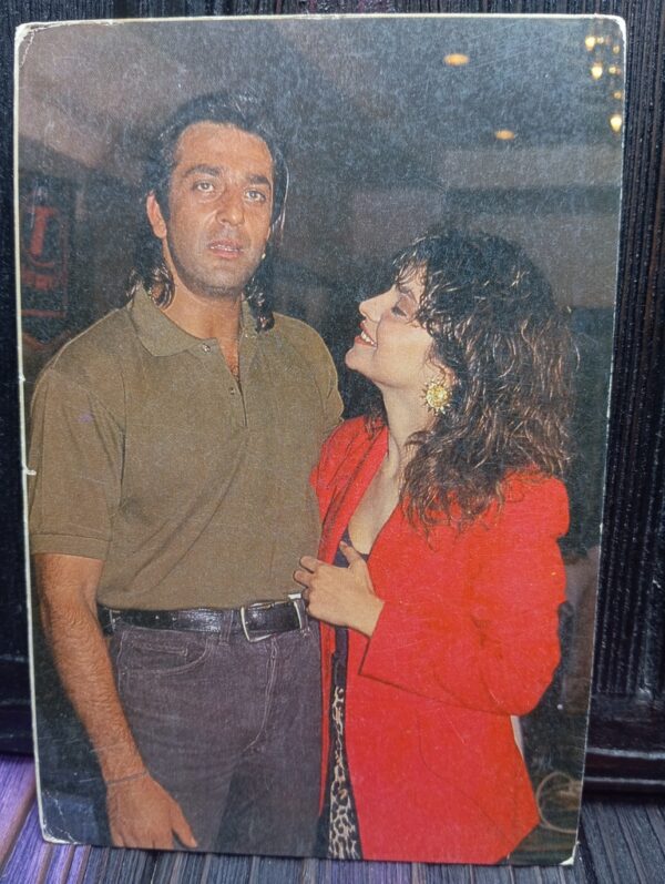 Pooja Bhaat Sanjay Dutt * Vintage Bollywood Postcard * (Jain) (4096)