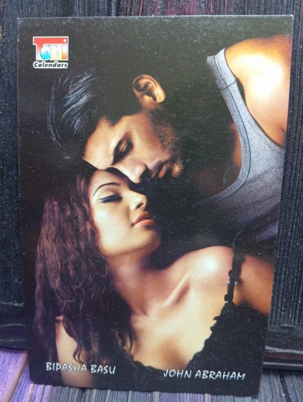 Bipasha Basu John Abraham * Vintage Bollywood Postcard * (TONI) (WN)