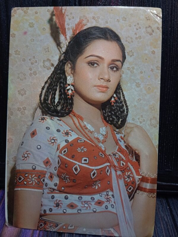 Padmini Kolhapure * Vintage Bollywood Postcard * (FS) (WN)