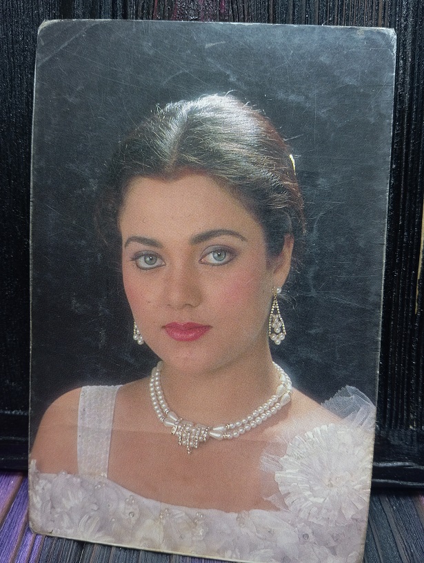 Mandakini * Vintage Bollywood Postcard * (Royal Calendars) (PC-689)