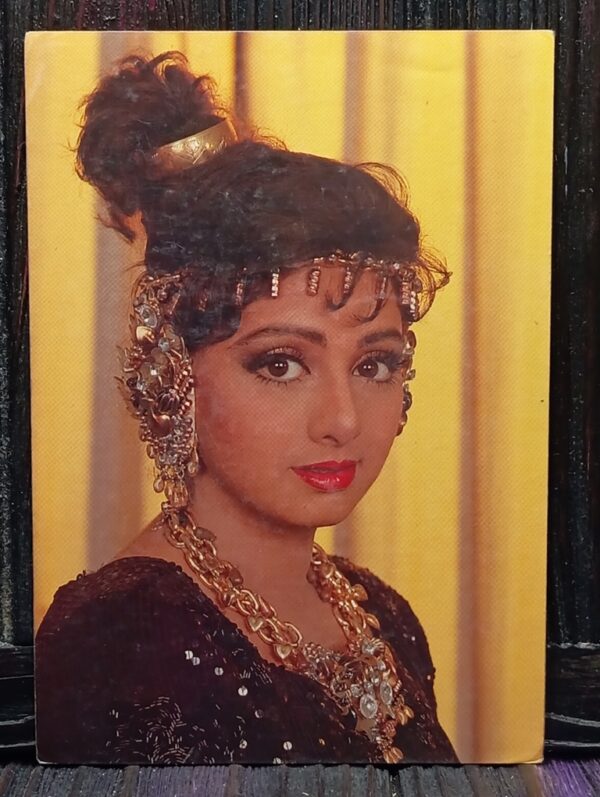 Sridevi * Vintage Bollywood Postcard * (PC) (PC-1248)