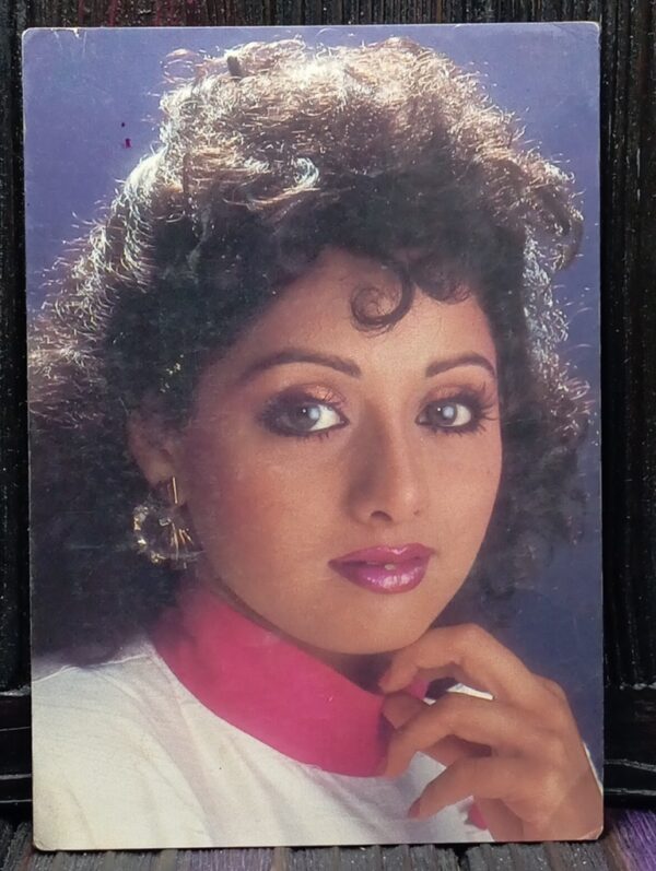 Sridevi * Vintage Bollywood Postcard * (PC) (PC-1298)