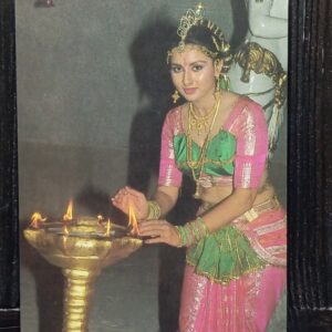 Poonam Dhillon * Vintage Bollywood Postcard * (Venus) (F115)