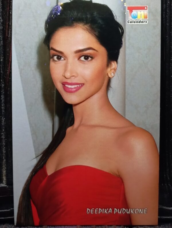 Deepika Padukone * Vintage Bollywood Postcard * (Toni) (WN)