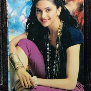 Deepika Padukone * Vintage Bollywood Postcard * (WN) (WN)
