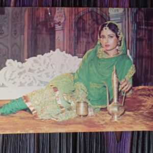 Poonam Dhillon * Vintage Bollywood Postcard * (Venus) (F-298)