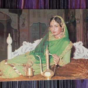 Poonam Dhillon * Vintage Bollywood Postcard * (PC) (PC-182)