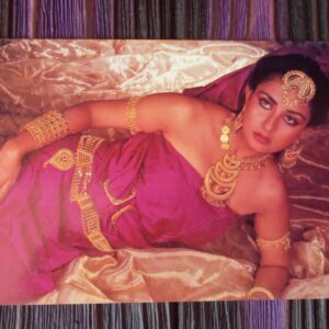 Poonam Dhillon * Vintage Bollywood Postcard * (BAP) (938)