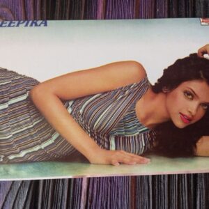 Deepika Padukone * Vintage Bollywood Postcard * (Nayab) (WN)