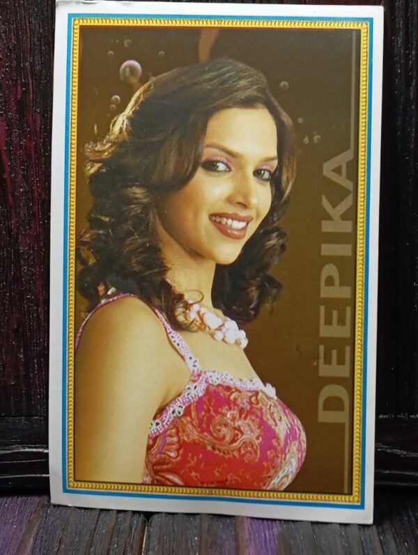 Deepika Padukone * Vintage Bollywood Postcard * (Bharat) (WN)