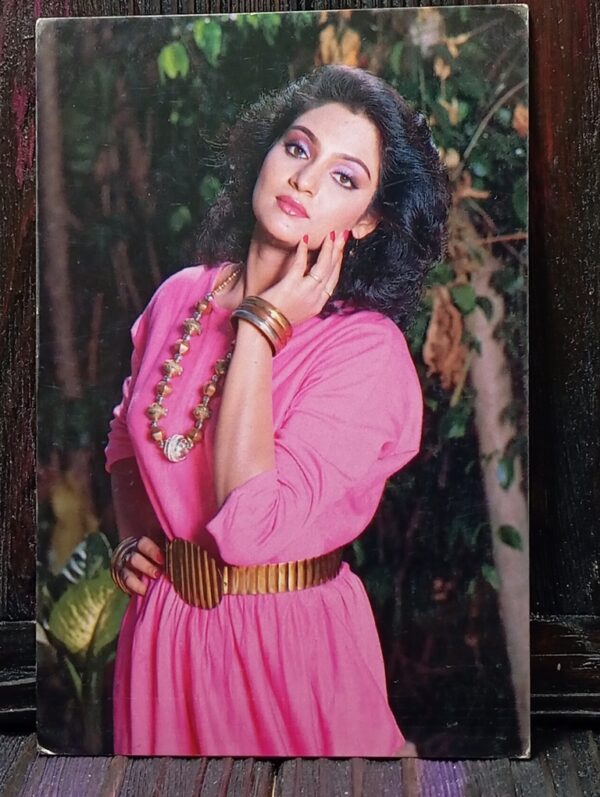 Madhavi * Vintage Bollywood Postcard * (Venus) (F268)