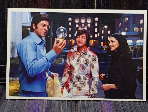 Deepika Padukone Shahrukh Khan * Vintage Bollywood Postcard * (Twins) (WN)