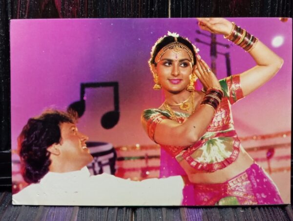 Poonam Dhillon Govinda * Vintage Bollywood Postcard * (Ruby) (101)