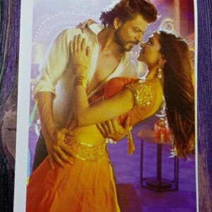 Deepika Padukone Shahrukh Khan * Vintage Bollywood Postcard * (Twins) (WN)