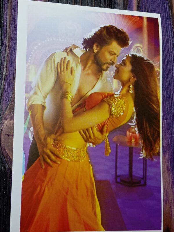 Deepika Padukone Shahrukh Khan * Vintage Bollywood Postcard * (Twins) (WN)