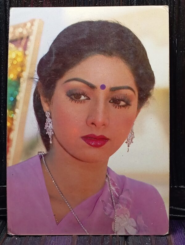 Sridevi * Vintage Bollywood Postcard * (BAP) (338)