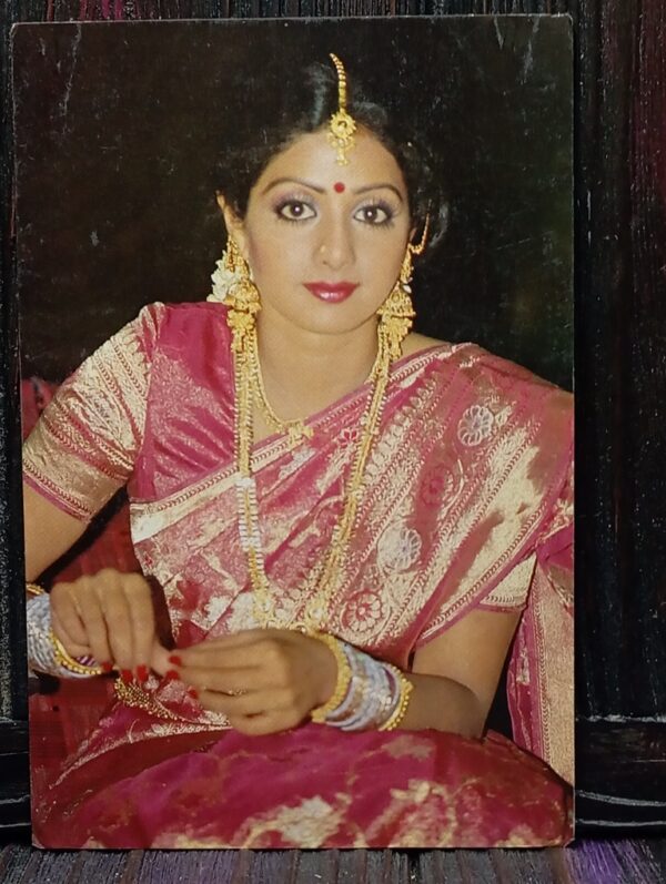 Sridevi * Vintage Bollywood Postcard * (BAP) (852)