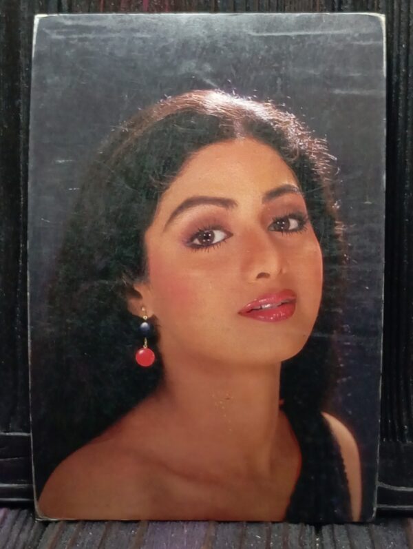 Sridevi * Vintage Bollywood Postcard * (BAP) (409)
