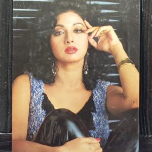 Sridevi * Vintage Bollywood Postcard * (Venus) (642)