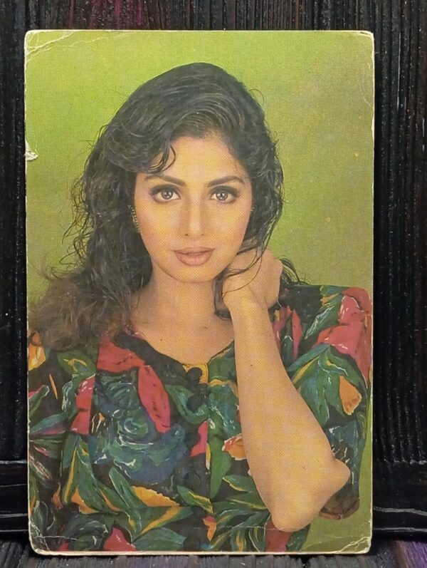 Sridevi * Vintage Bollywood Postcard * (Jain) (WN)