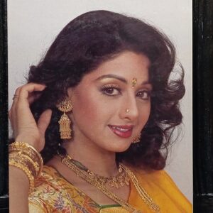 Sridevi * Vintage Bollywood Postcard * (BAP) (1224)