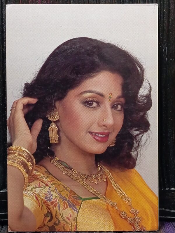 Sridevi * Vintage Bollywood Postcard * (BAP) (1224)