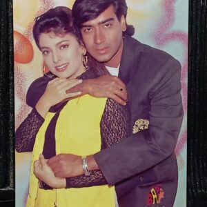 Juhi Chawla Ajay Devgan * Vintage Bollywood Postcard * (BAP) (WN)