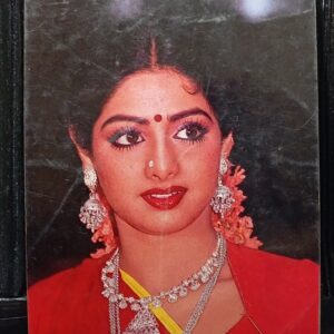 Sridevi * Vintage Bollywood Postcard * (BAP) (337)
