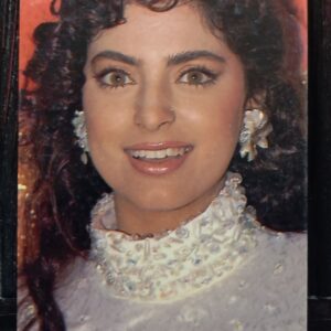 Juhi Chawla * Vintage Bollywood Postcard * (Ruby) (265)