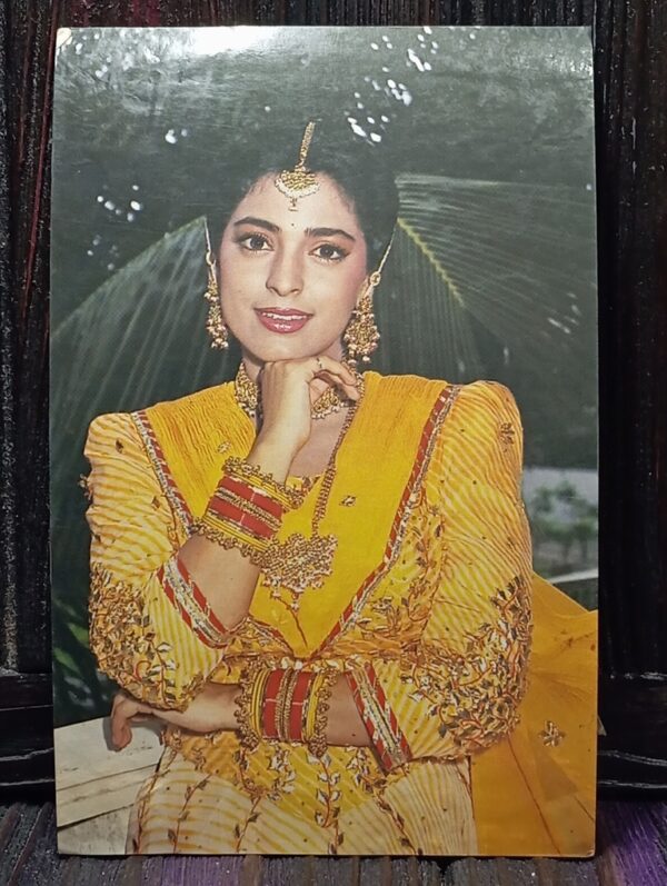Juhi Chawla * Vintage Bollywood Postcard * (BAP) (WN)