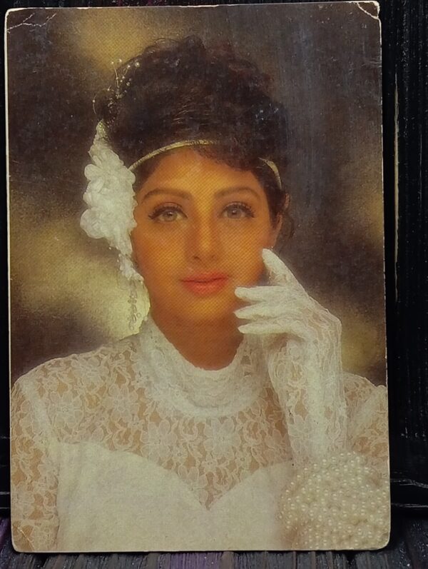 Sridevi * Vintage Bollywood Postcard * (JAIN) (4031)