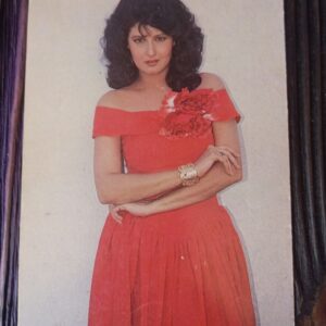 Sangeeta Bijlani * Vintage Bollywood Postcard * (Jain) (F543)