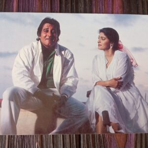 Juhi Chawla Vinond Khanna * Vintage Bollywood Postcard * (Venus) (586)