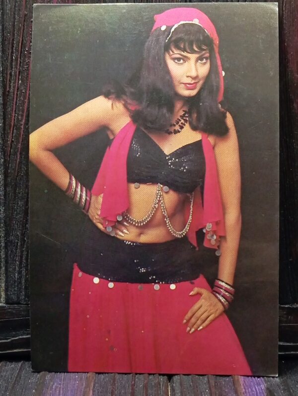 Kimi Katkar * Vintage Bollywood Postcard * (WN) (WN)