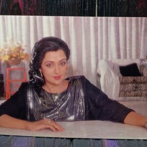Hema Malini * Vintage Bollywood Postcard * (Ruby) (365)